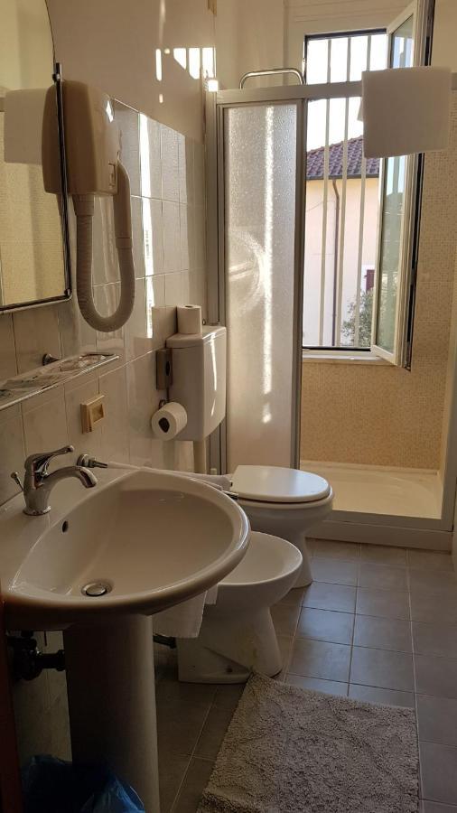 Hotel Patrizia Марина ди Маса Екстериор снимка